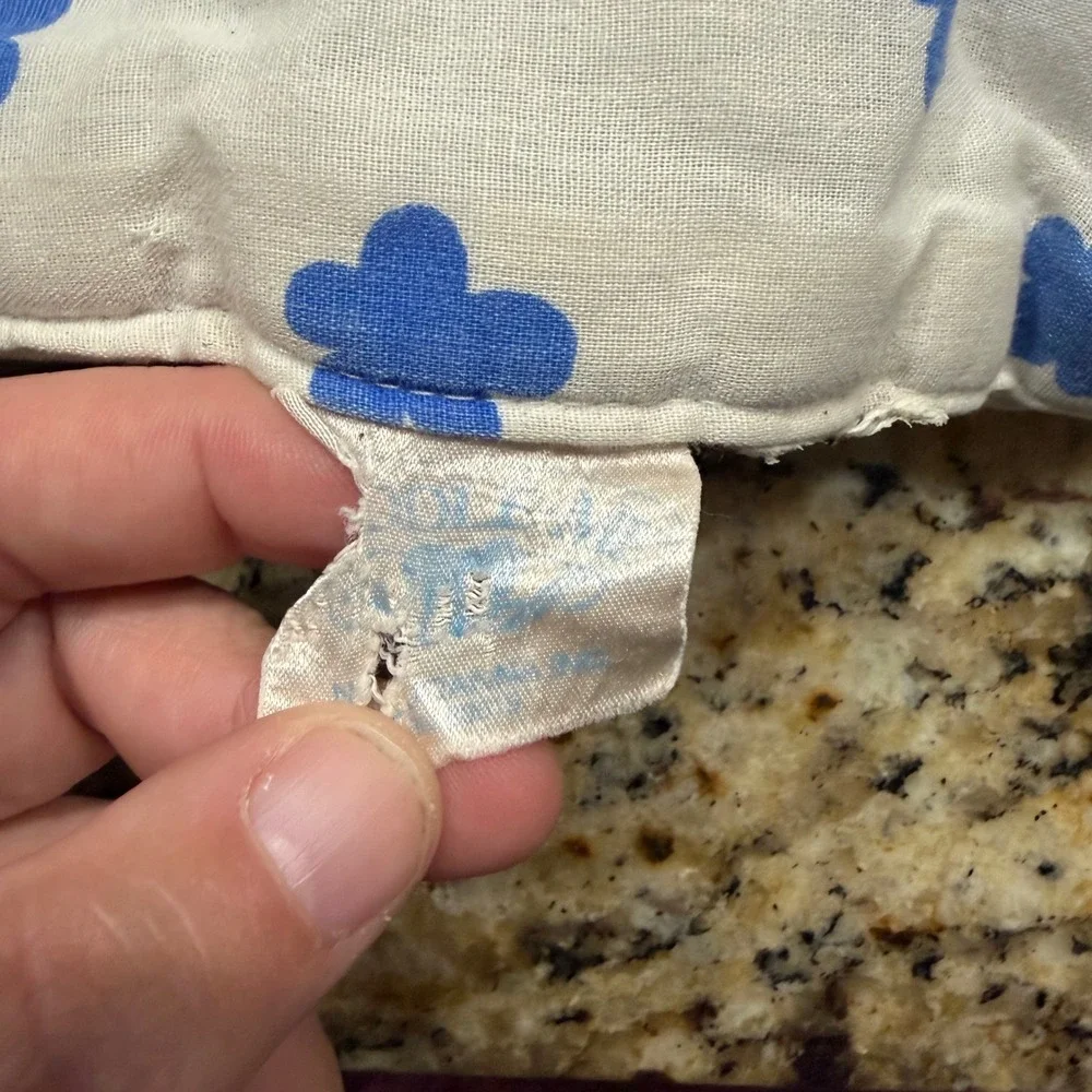Vintage Paddington Bear Quilted Baby Blanket Nursery Wall Hanging Blue White v